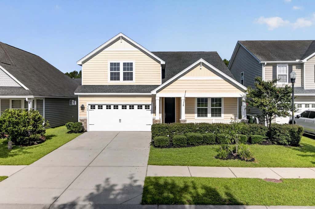 Photo of 308 Nuttall Drive, Summerville, SC 29486 (MLS # 26023527)