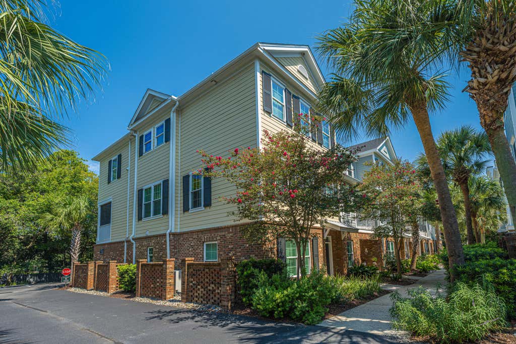 Photo of Mount Pleasant, SC 29464 (MLS # 26023811)