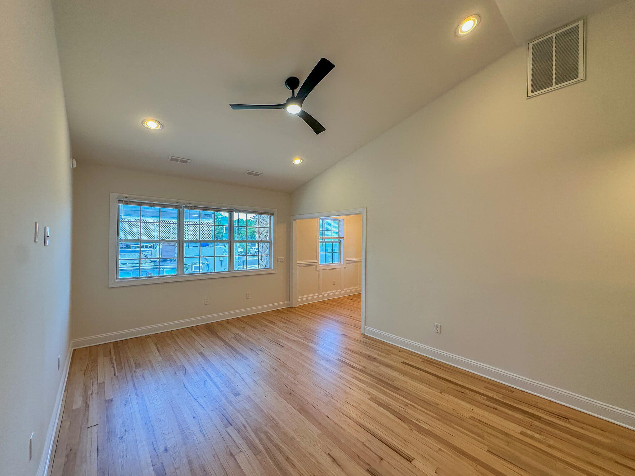 180 Line Street D
