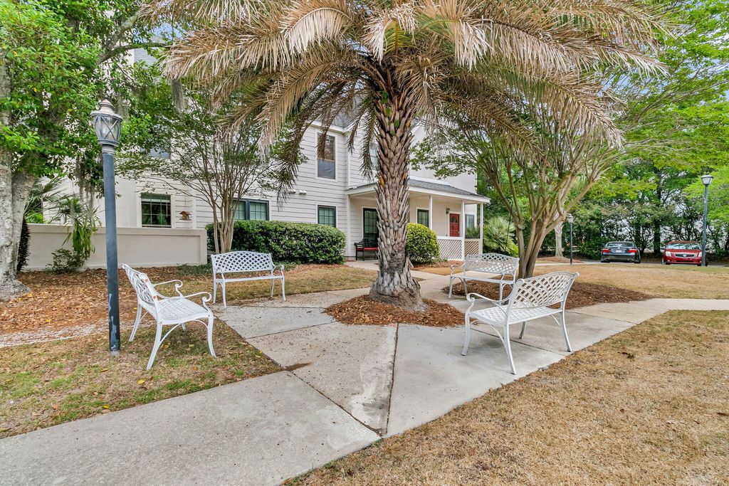 Photo of 344 Sandpiper Drive #D, Mount Pleasant, SC 29464 (MLS # 26012821)