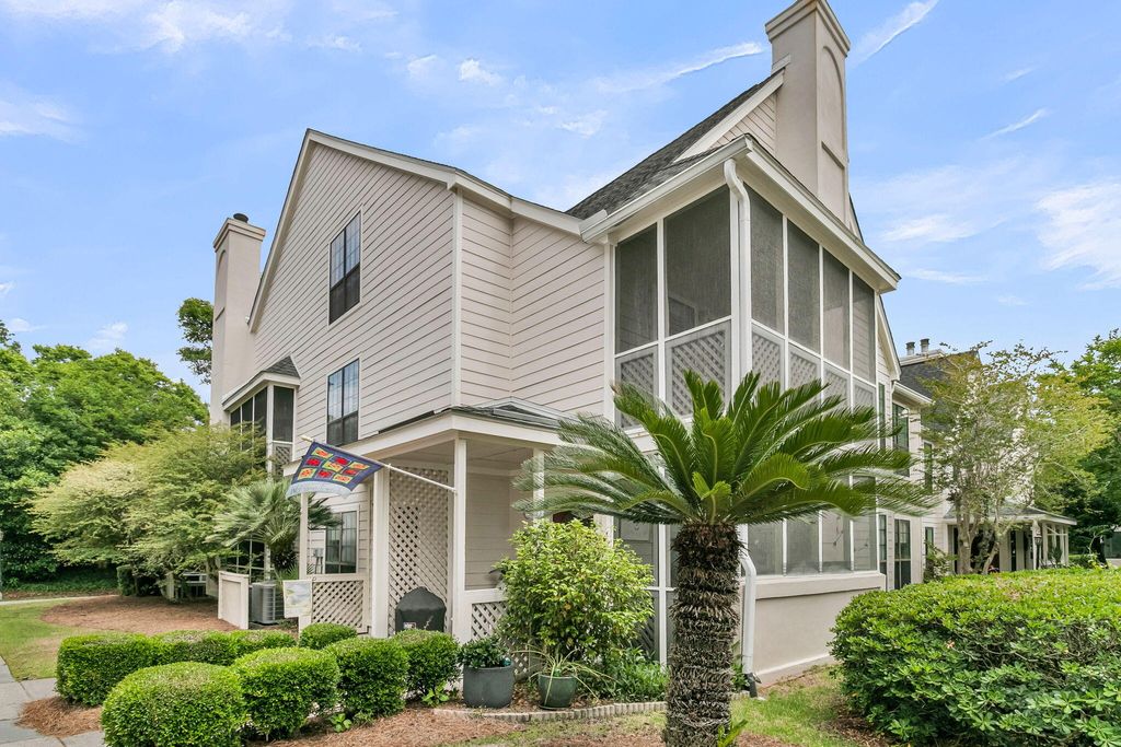 Photo of 344 Sandpiper Drive #D, Mount Pleasant, SC 29464 (MLS # 26012821)