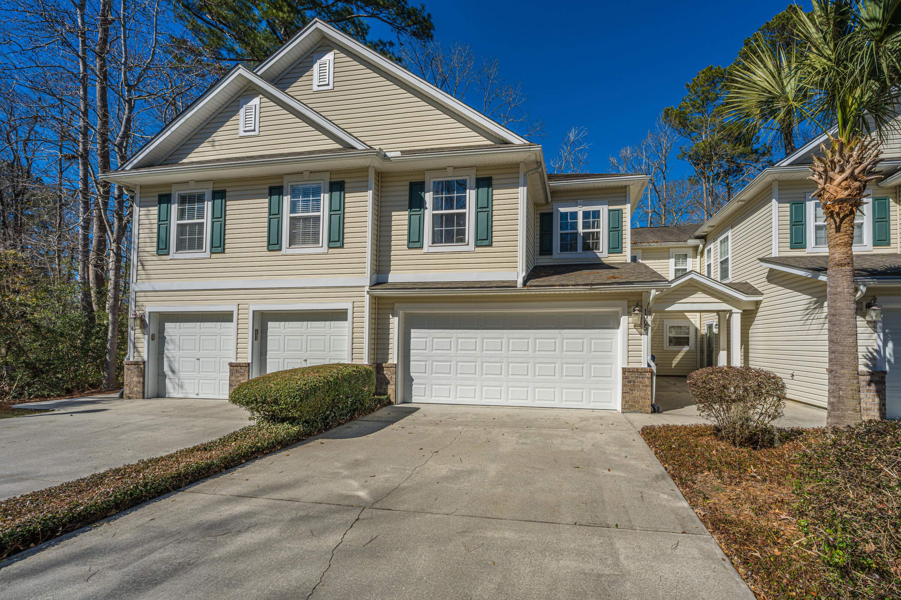 5150 Trump Street 1005