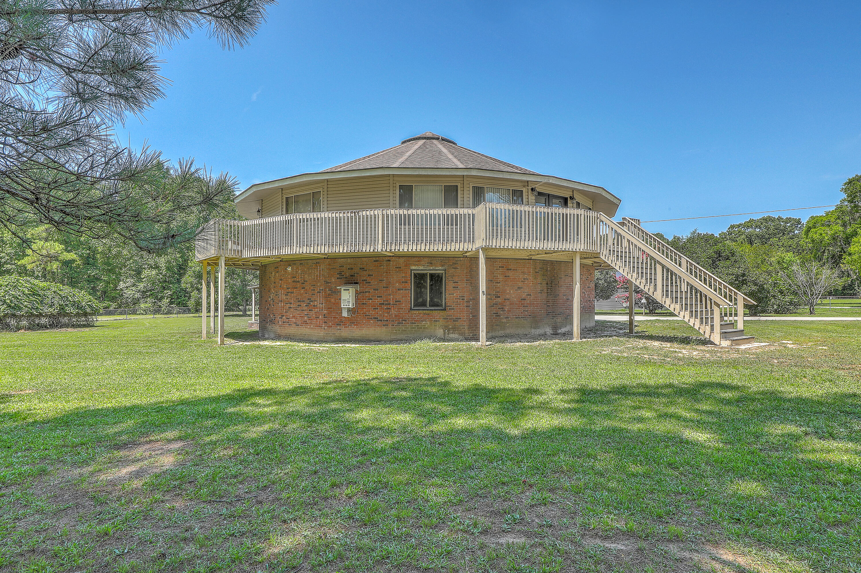 395 Summerset Lane