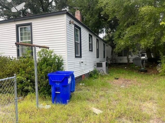 2125 Commander Road