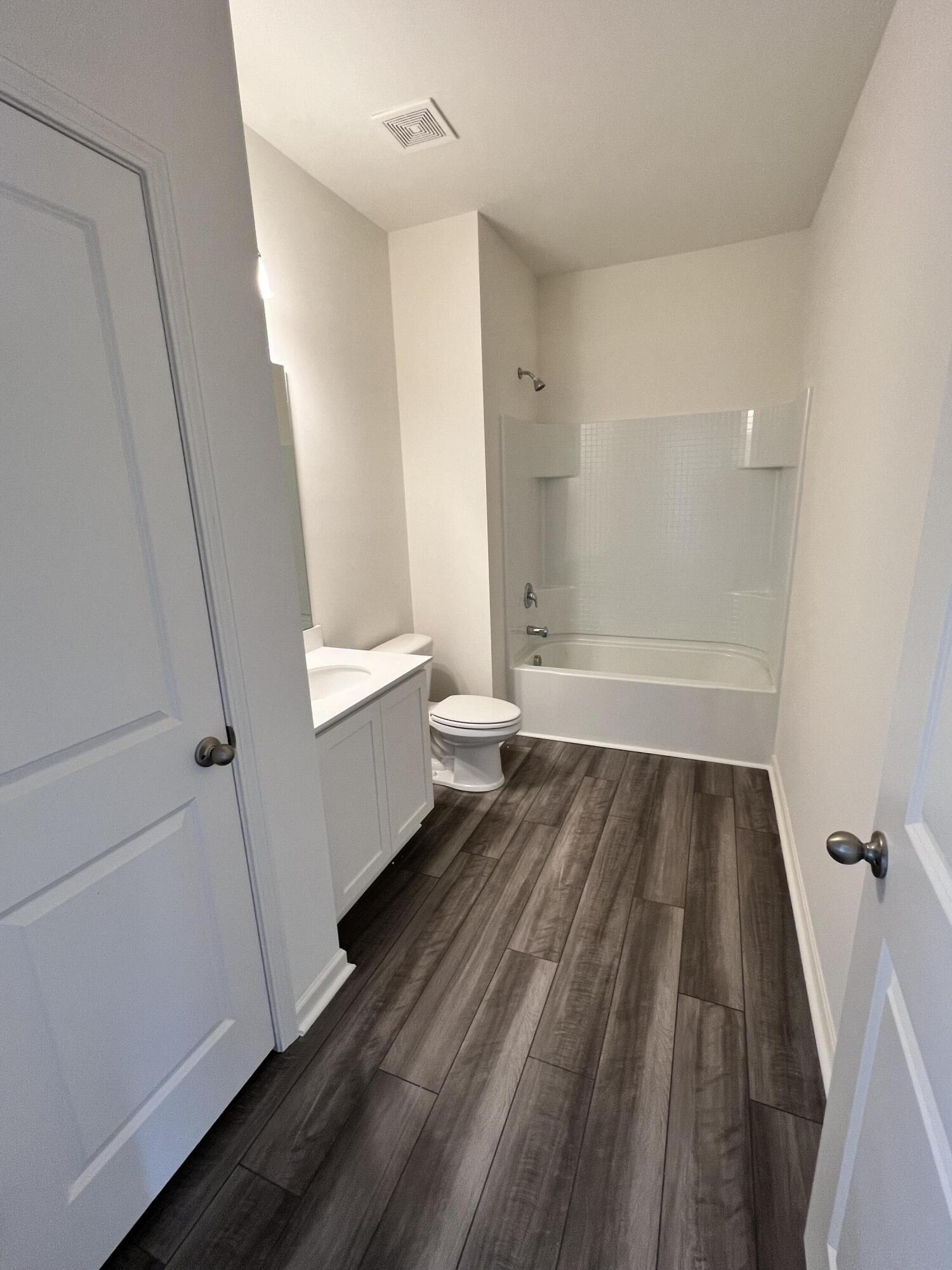 1020 Carriage Wood Circle