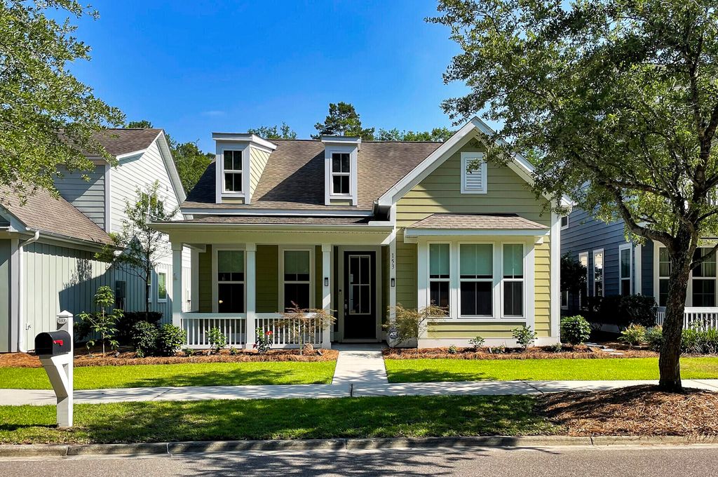 Photo of 153 Village Ponds Drive, Summerville, SC 29483 (MLS # 25031805)