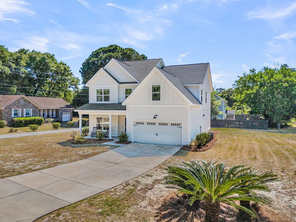 Photo of 651 Spark Street, Mount Pleasant, SC 29464 (MLS # 26011609)