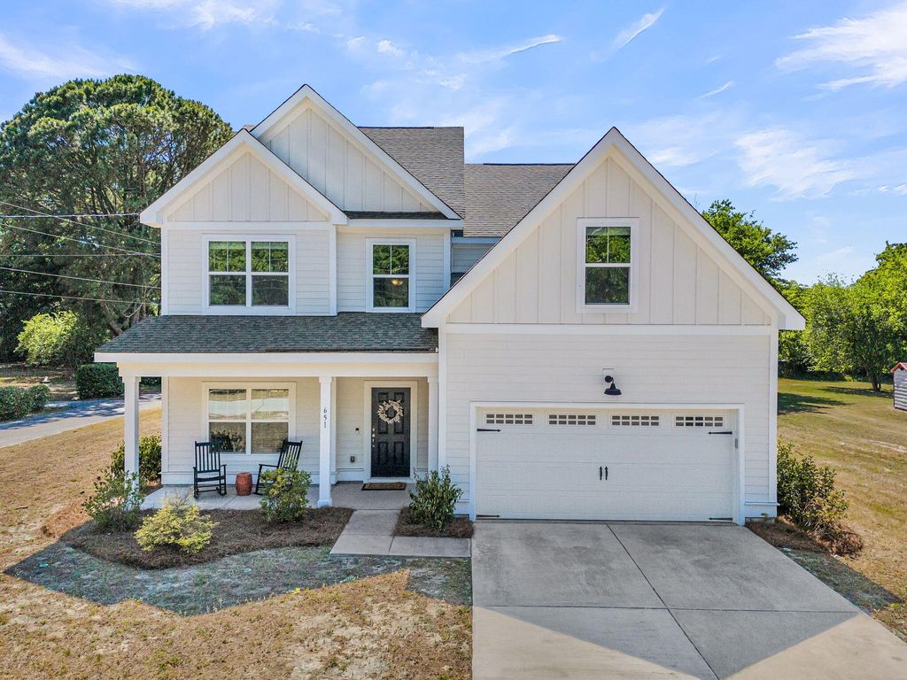 Photo of 651 Spark Street, Mount Pleasant, SC 29464 (MLS # 26011609)