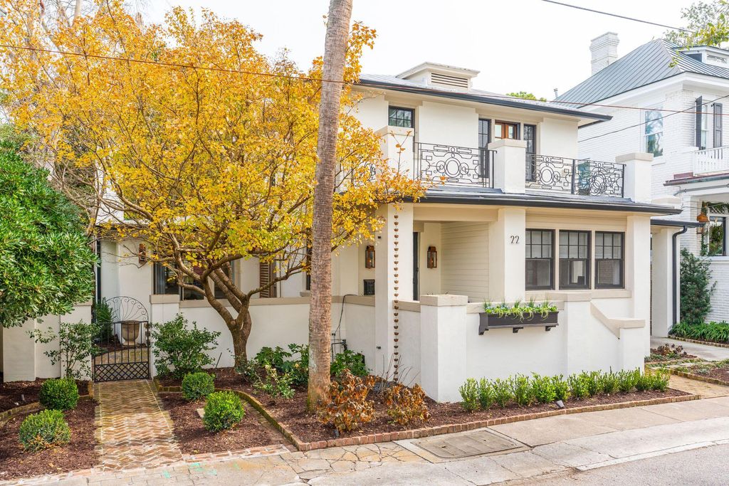 Photo of 22 Limehouse Street, Charleston, SC 29401 (MLS # 25032757)