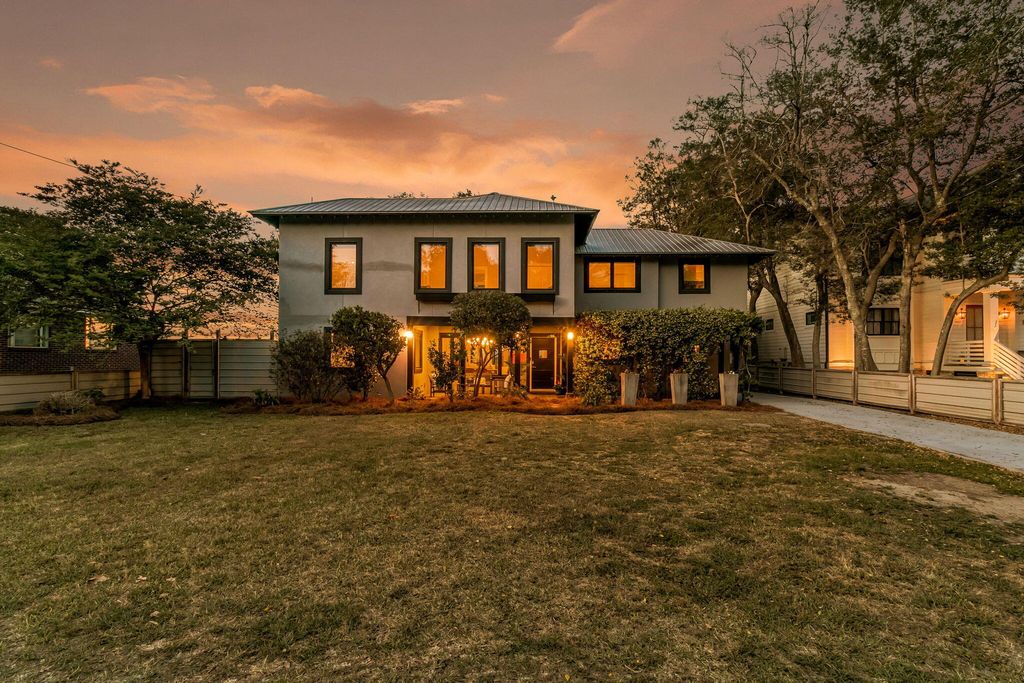 Photo of 706 Arcadian Way, Charleston, SC 29407 (MLS # 26012344)