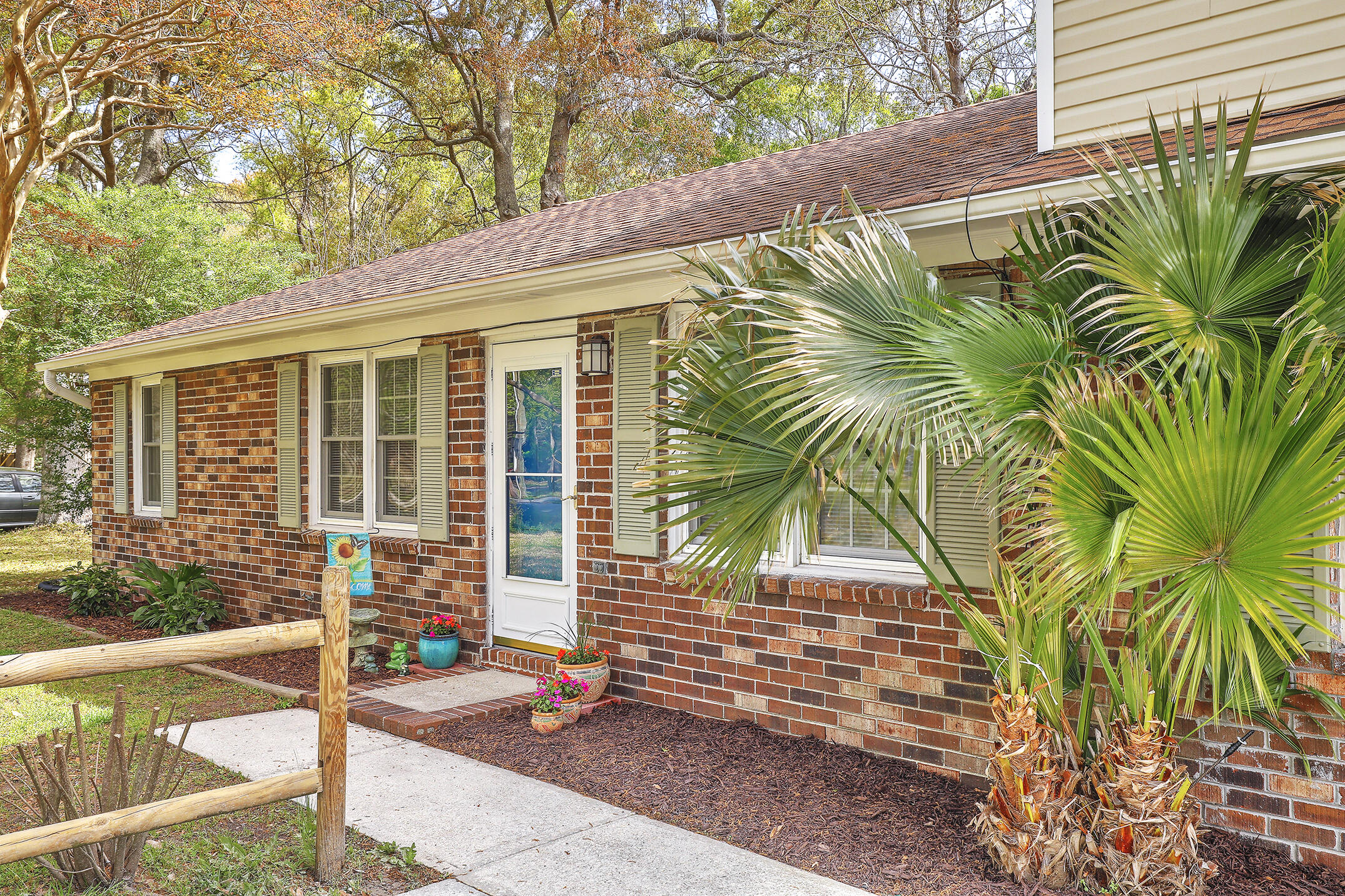 1152 Bradford Avenue