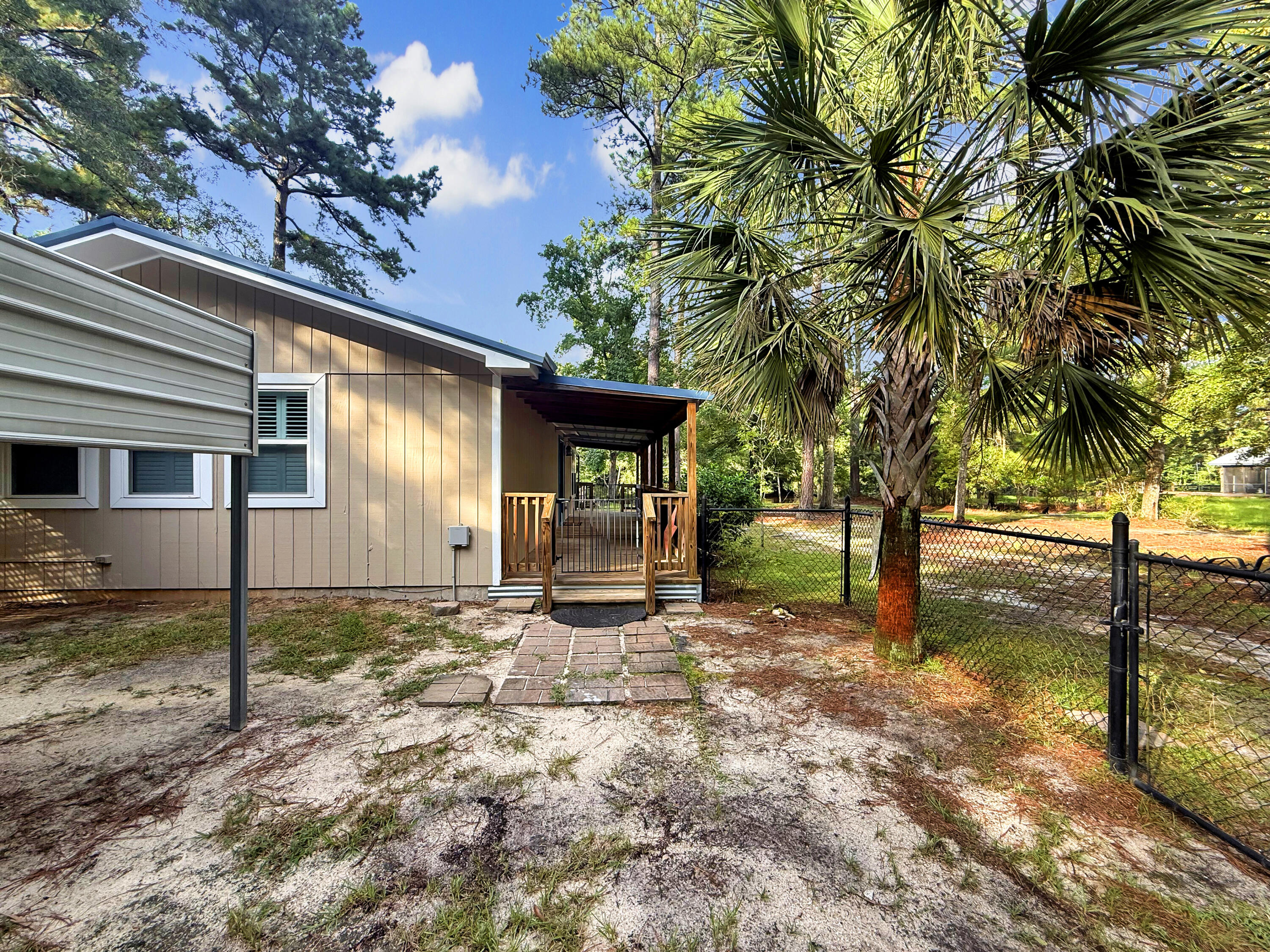 523 Hope Road