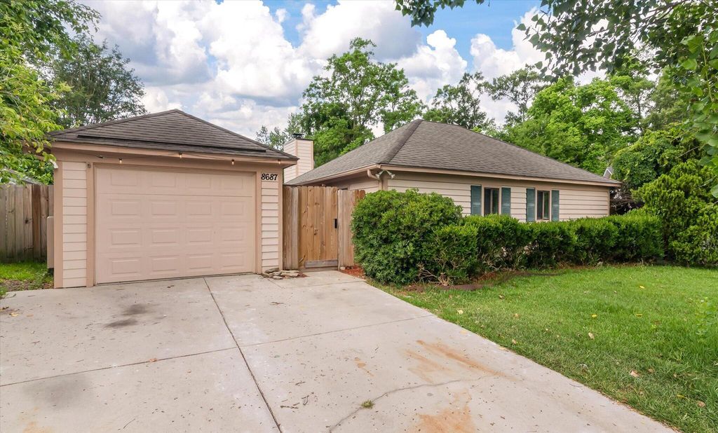Photo of 8687 Elsinore Court, North Charleston, SC 29406 (MLS # 26015007)