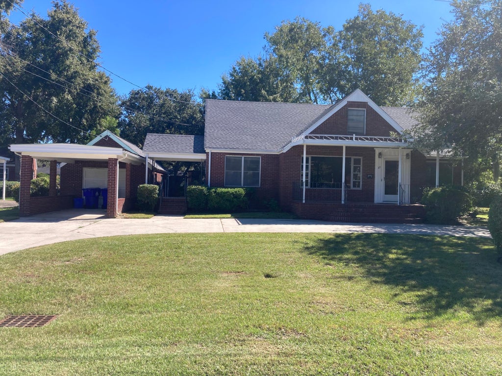 Photo of 33 Chadwick Drive, Charleston, SC 29407 (MLS # 26028882)
