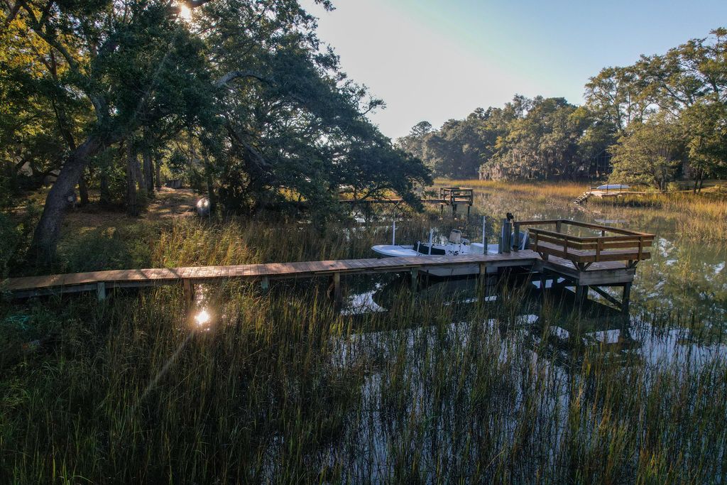 Photo of 1313 Salt Marsh Cove, Charleston, SC 29412 (MLS # 25032048)