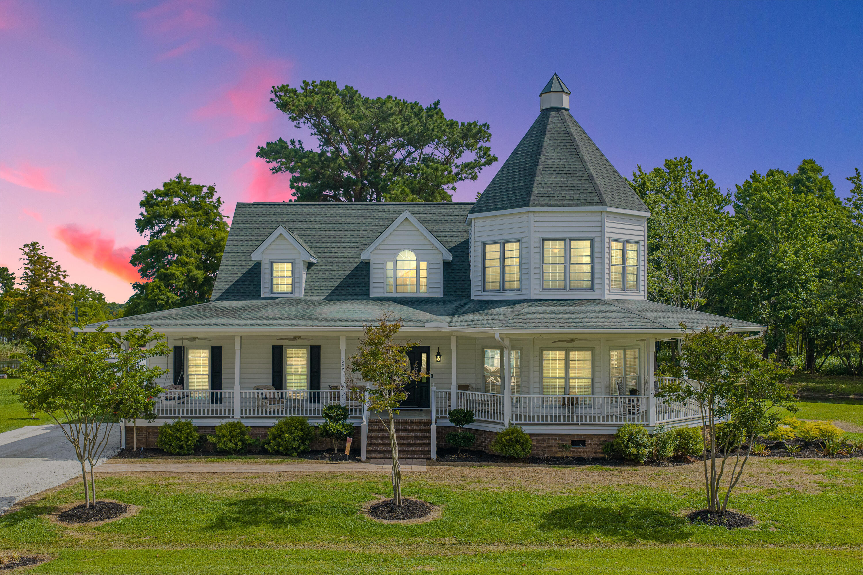 1232 Longpoint Road