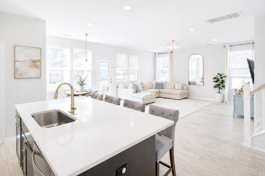 Photo of 2101 Utsey Street, Johns Island, SC 29455 (MLS # 26006673)