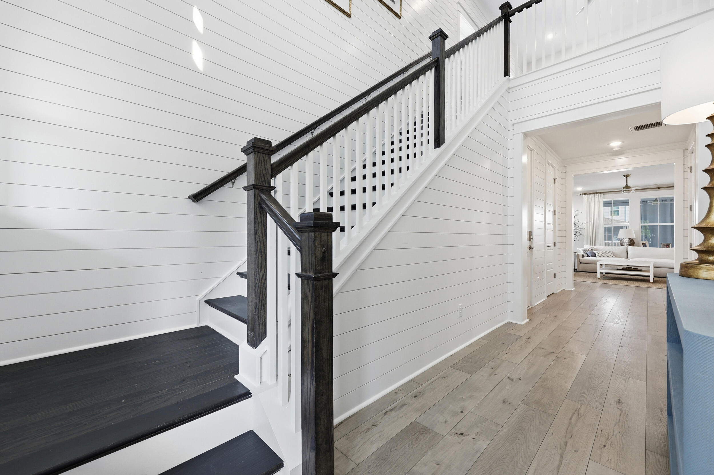 1546 N Lakeshore Drive