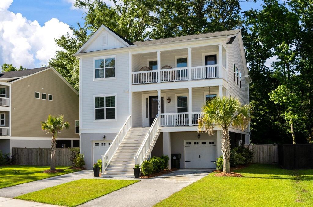 Photo of 5016 Gum Tree Lane, Johns Island, SC 29455 (MLS # 26013134)