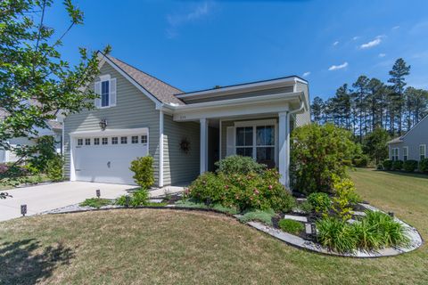 Photo of 339 Seaside Trail, Summerville, SC 29486 (MLS # 26010668)