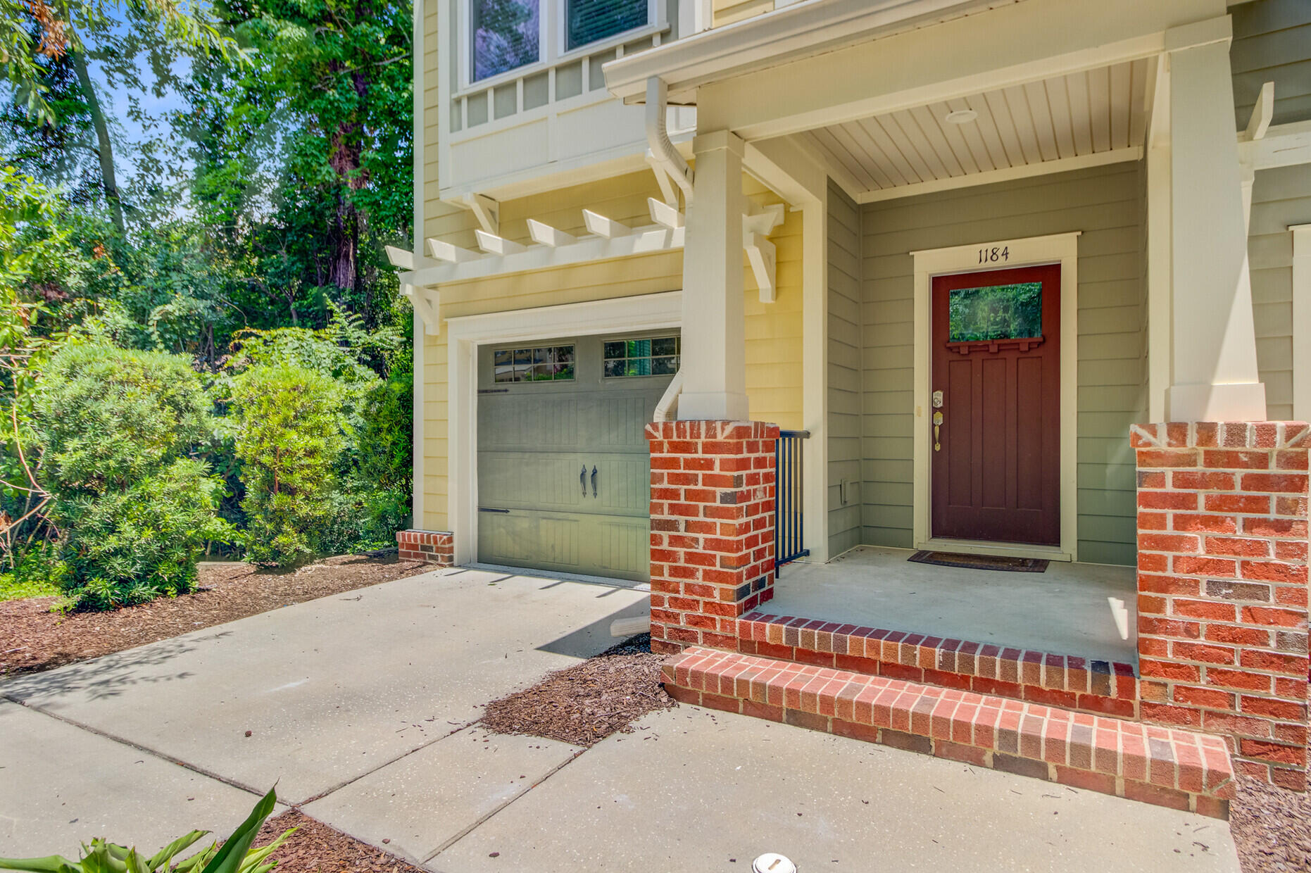 1184 Dingle Road
