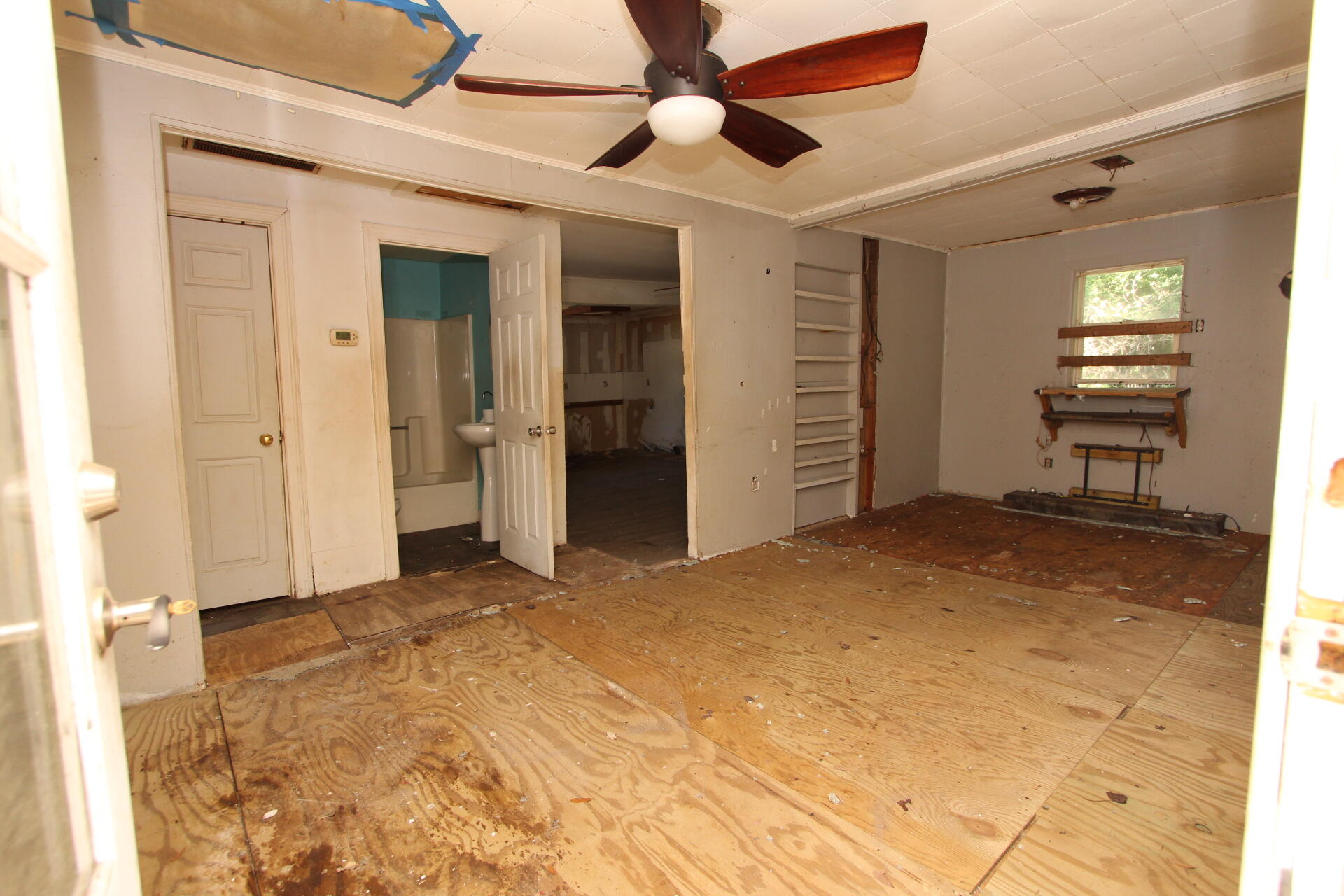 2951 Blackfish Road