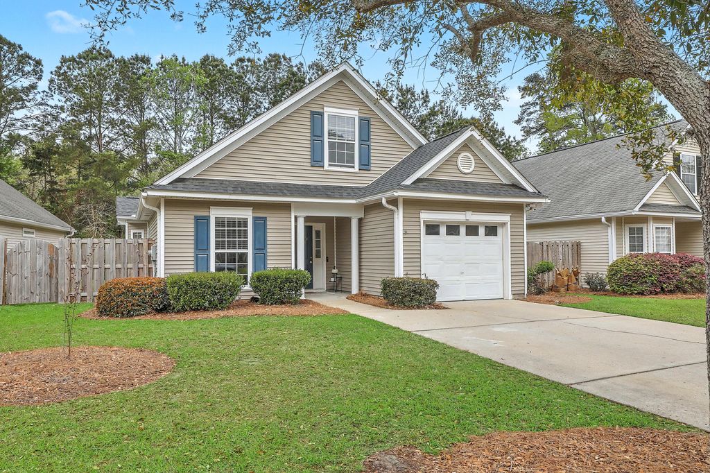 Photo of 9316 Ayscough Road, Summerville, SC 29485 (MLS # 26008612)