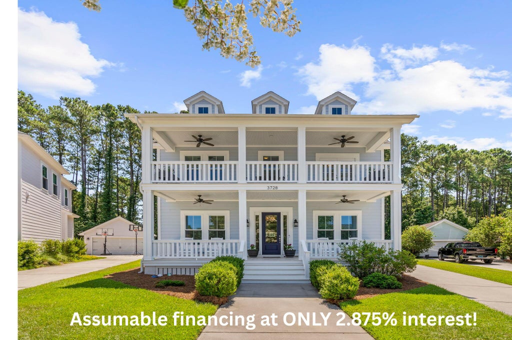 Photo of 3728 Abercrombie Court, Mount Pleasant, SC 29466 (MLS # 26026302)