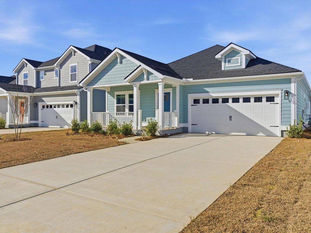 Photo of 358 Calm Water Way, Summerville, SC 29486 (MLS # 26004300)