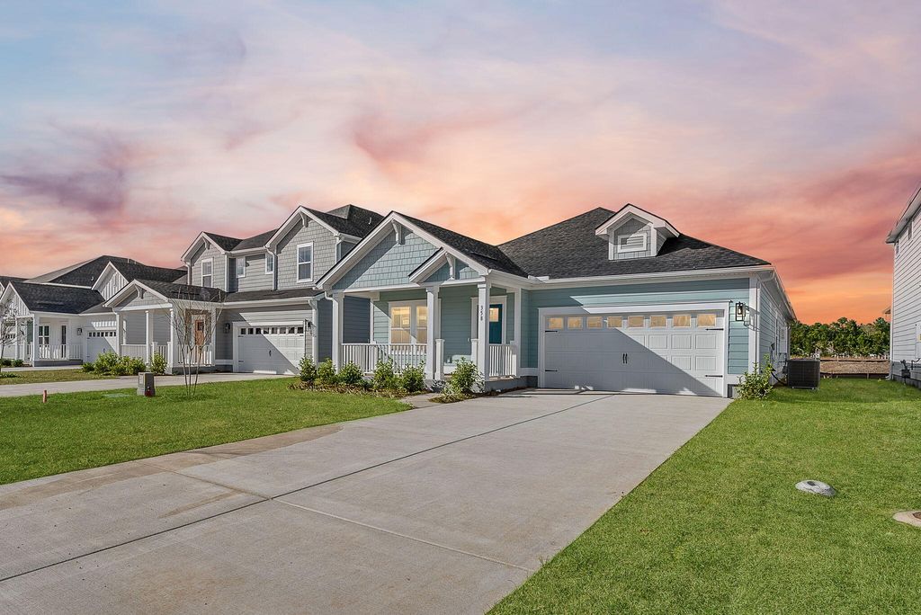 Photo of 358 Calm Water Way, Summerville, SC 29486 (MLS # 26004300)