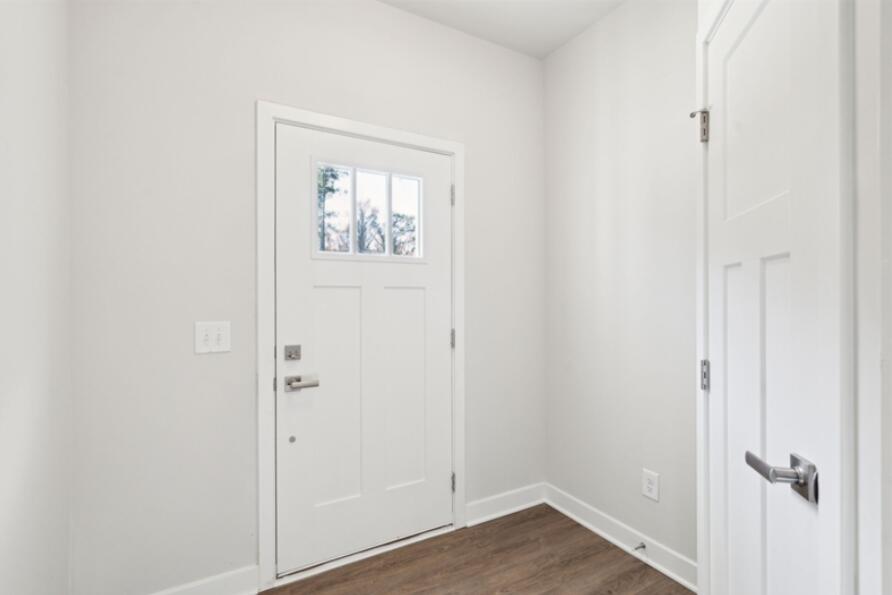 1091 Crescent Cove Lane