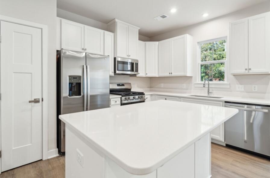 1091 Crescent Cove Lane