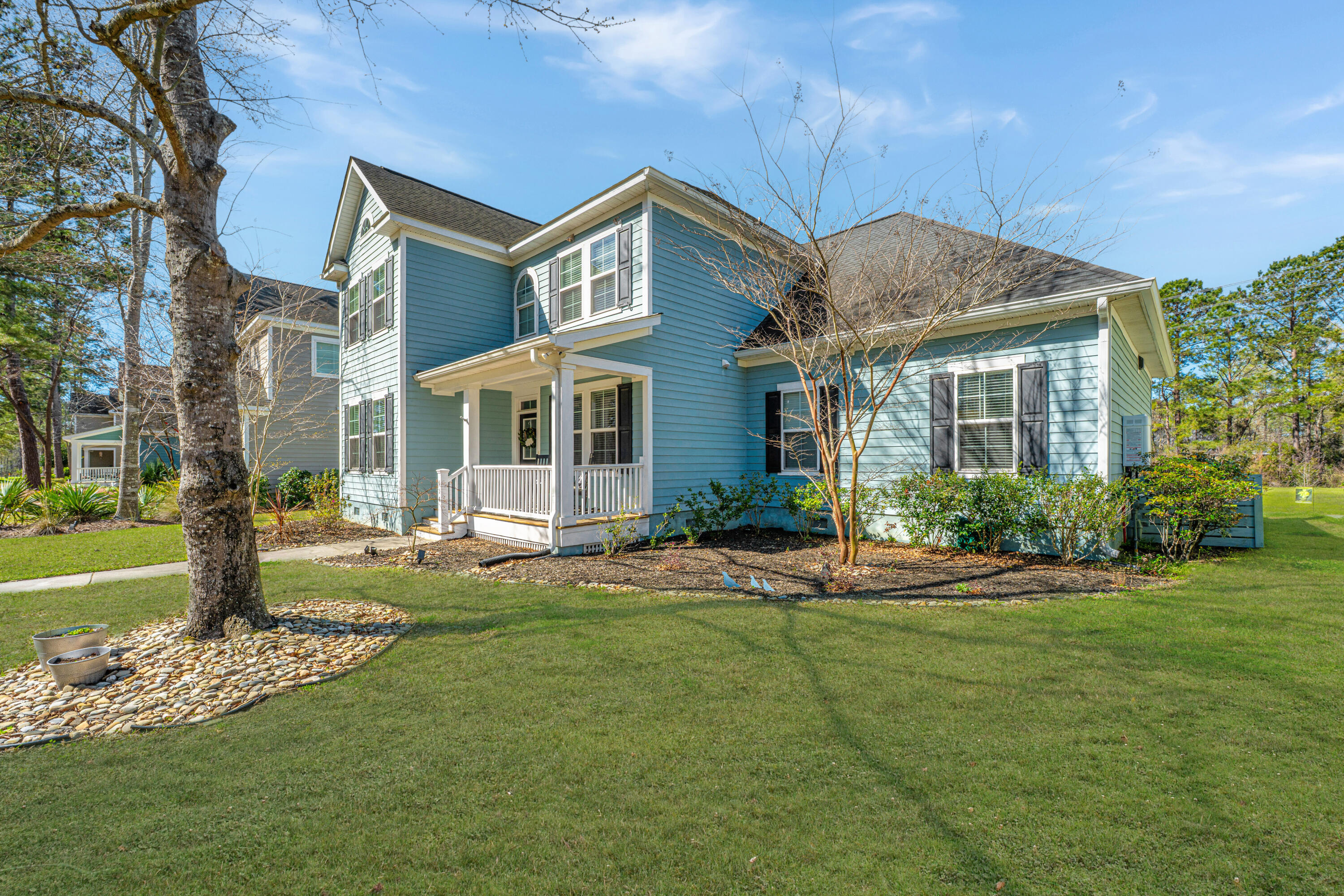 414 Hamlet Circle