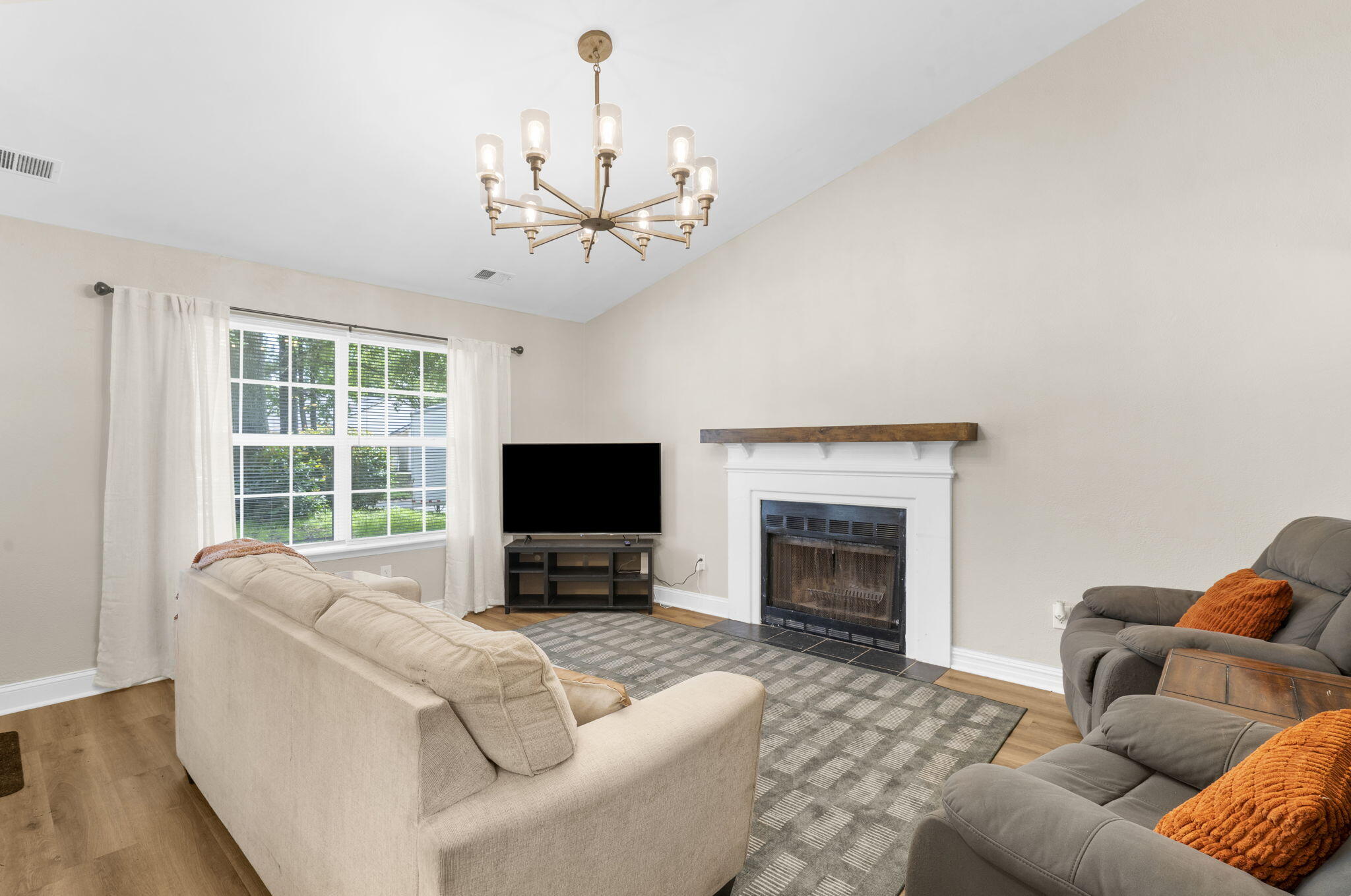 332 Macgregor Drive