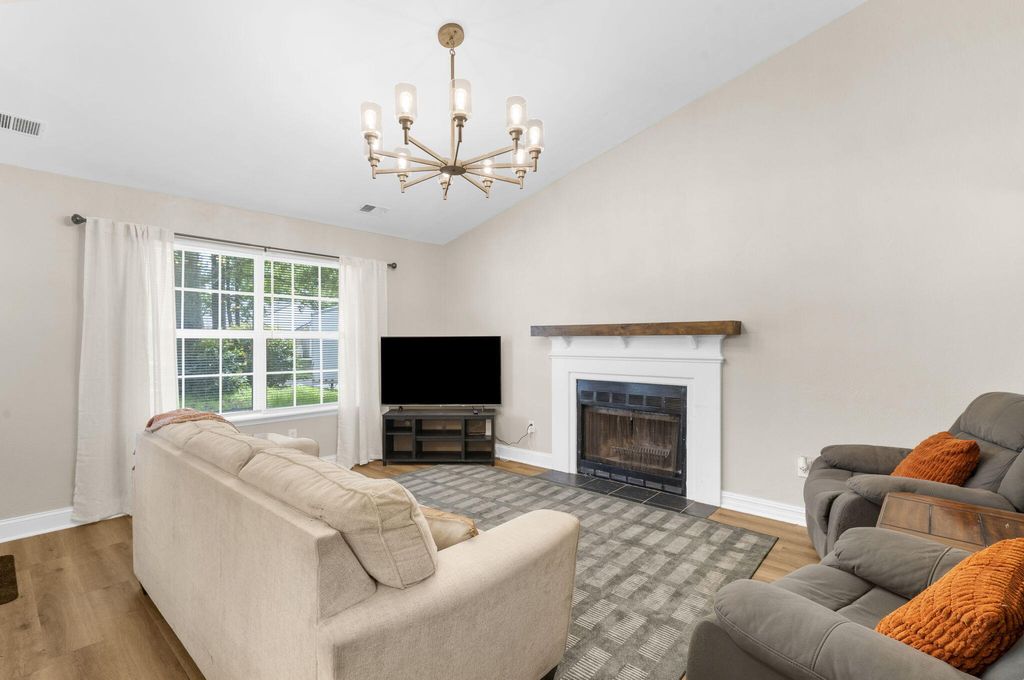Photo of 332 Macgregor Drive, Summerville, SC 29486 (MLS # 26016325)