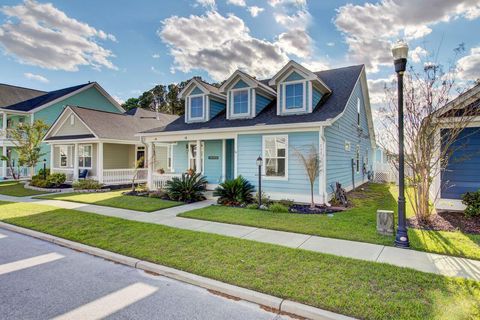 Single Family Residence in Summerville SC 131 Angelica Avenue 35.jpg