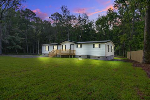 117 Dairy Lane Cottageville SC 29435