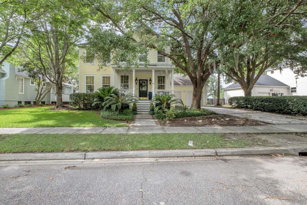 Photo of 112 Cartright Street, Charleston, SC 29492 (MLS # 26018094)