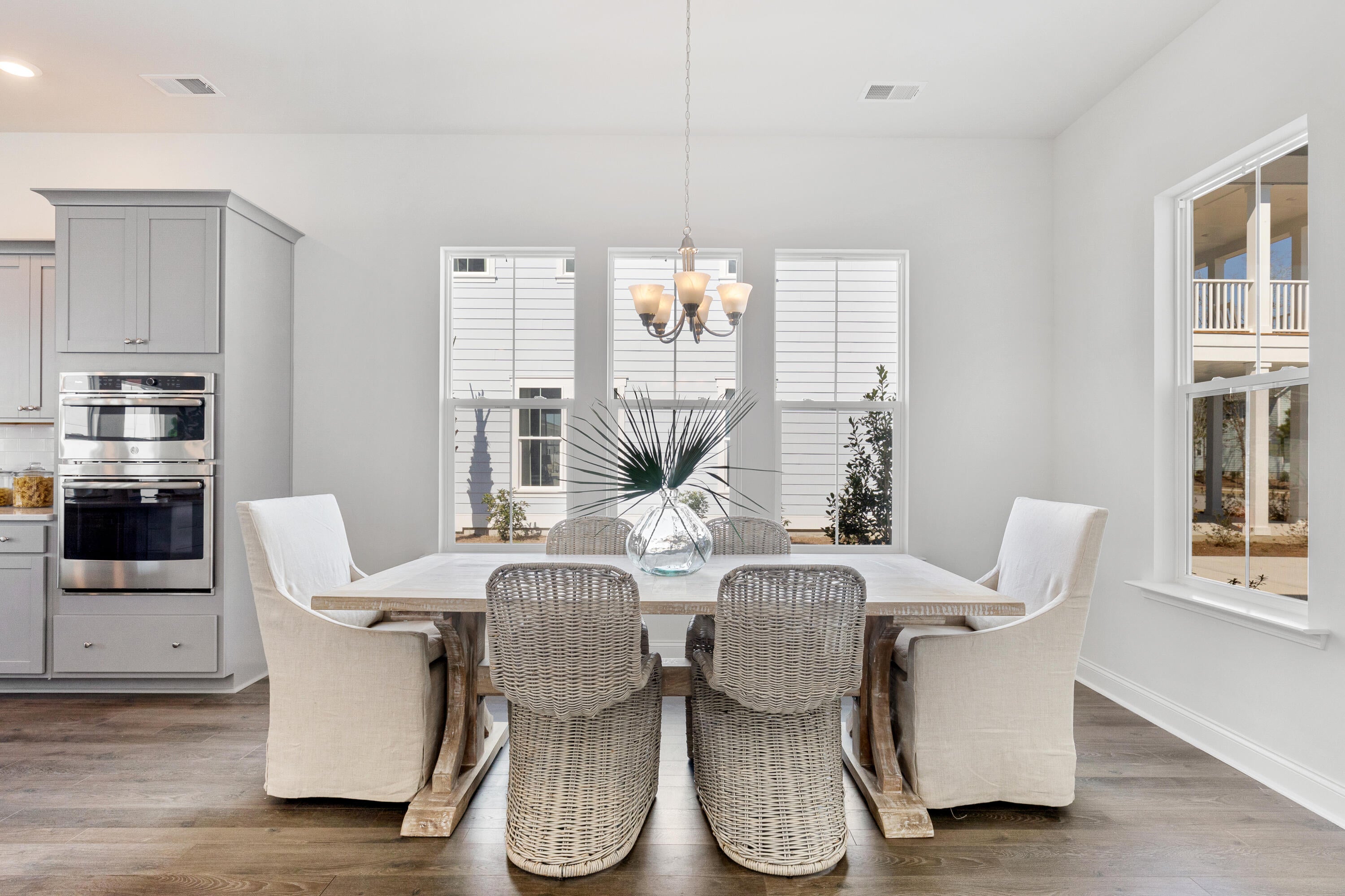 1069 Lettered Olive Lane