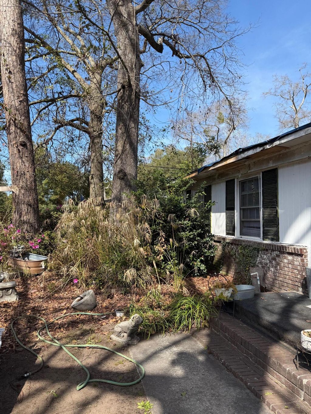 Photo of 1166 N Shadow Dr, Mount Pleasant, SC 29464 (MLS # 26006500)