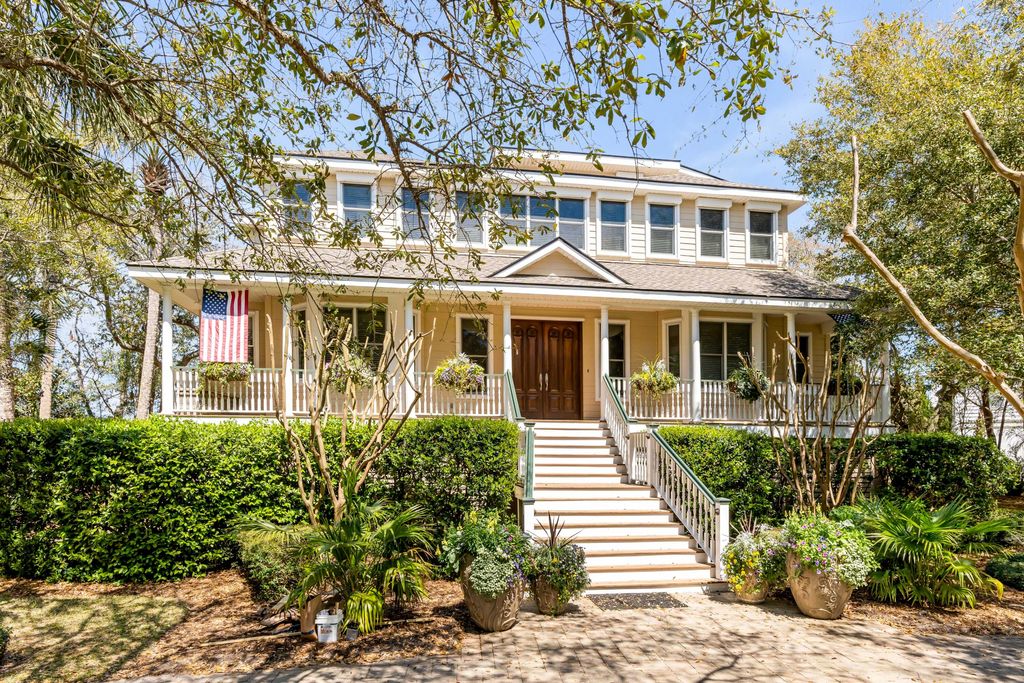 Photo of 27 Waterway Island Drive, Isle of Palms, SC 29451 (MLS # 25008743)
