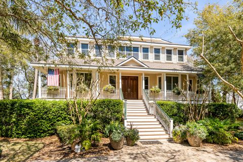 Photo of 27 Waterway Island Drive, Isle of Palms, SC 29451 (MLS # 25008743)