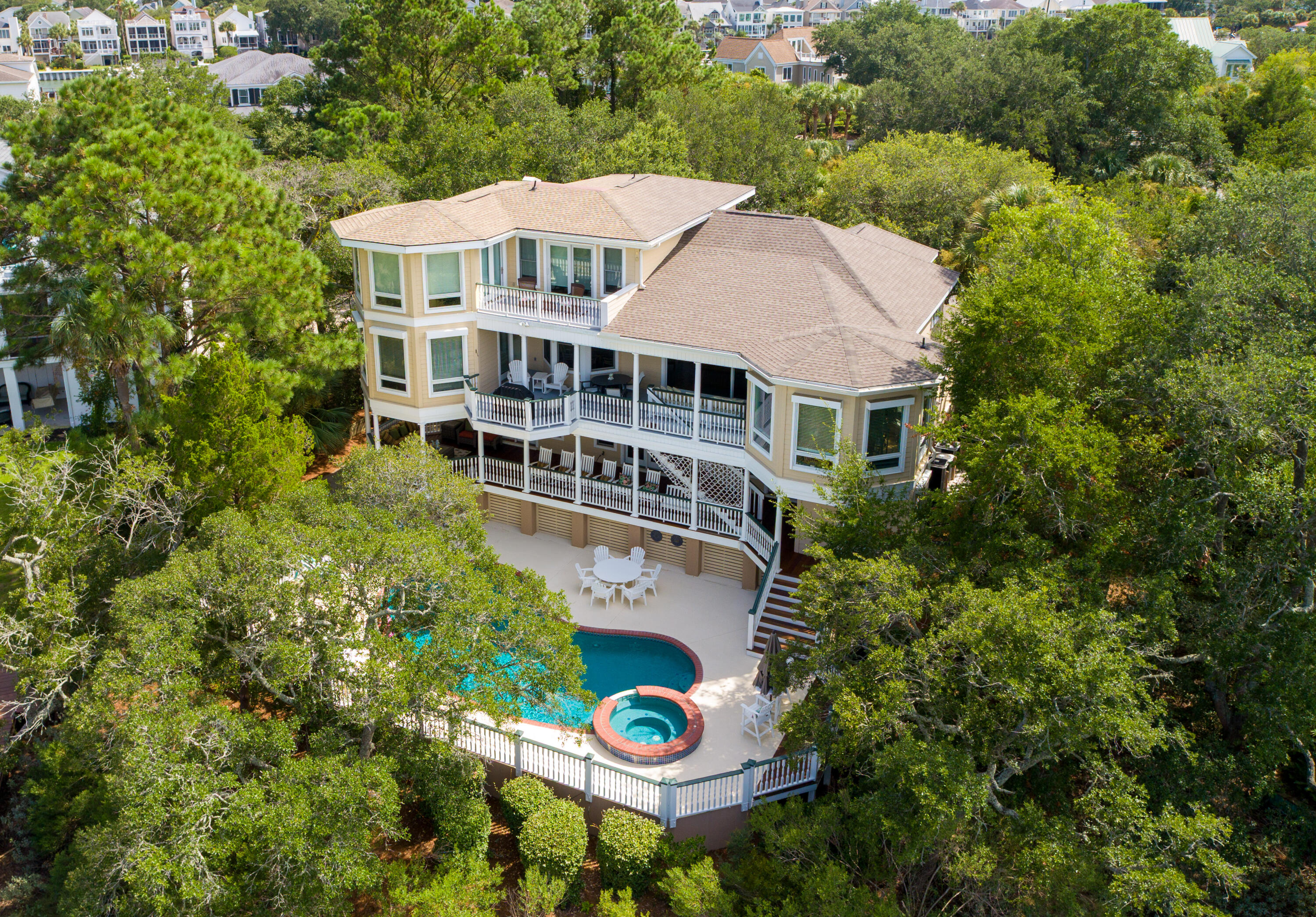 27 Waterway Island Drive