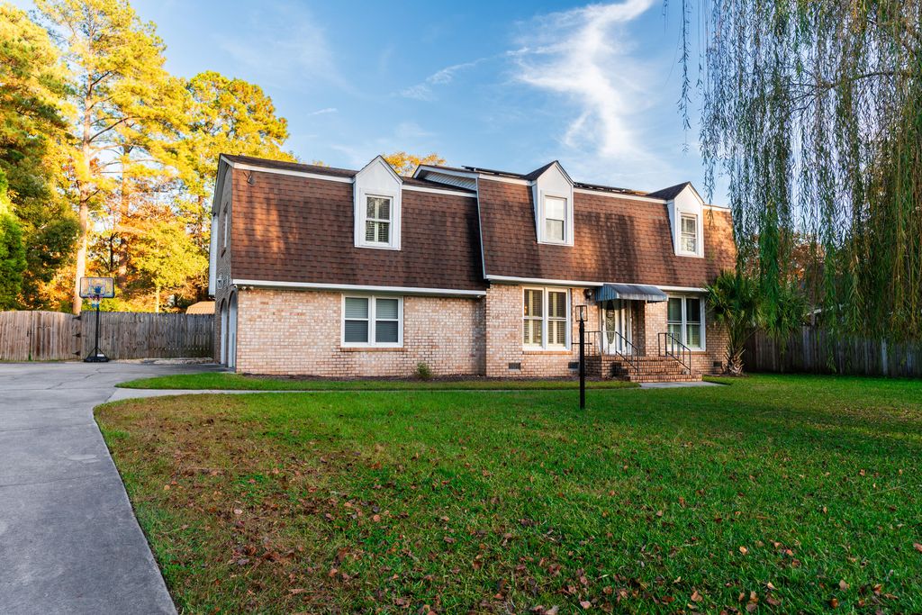 Photo of 54 S Basilica Avenue, Hanahan, SC 29410 (MLS # 25030887)