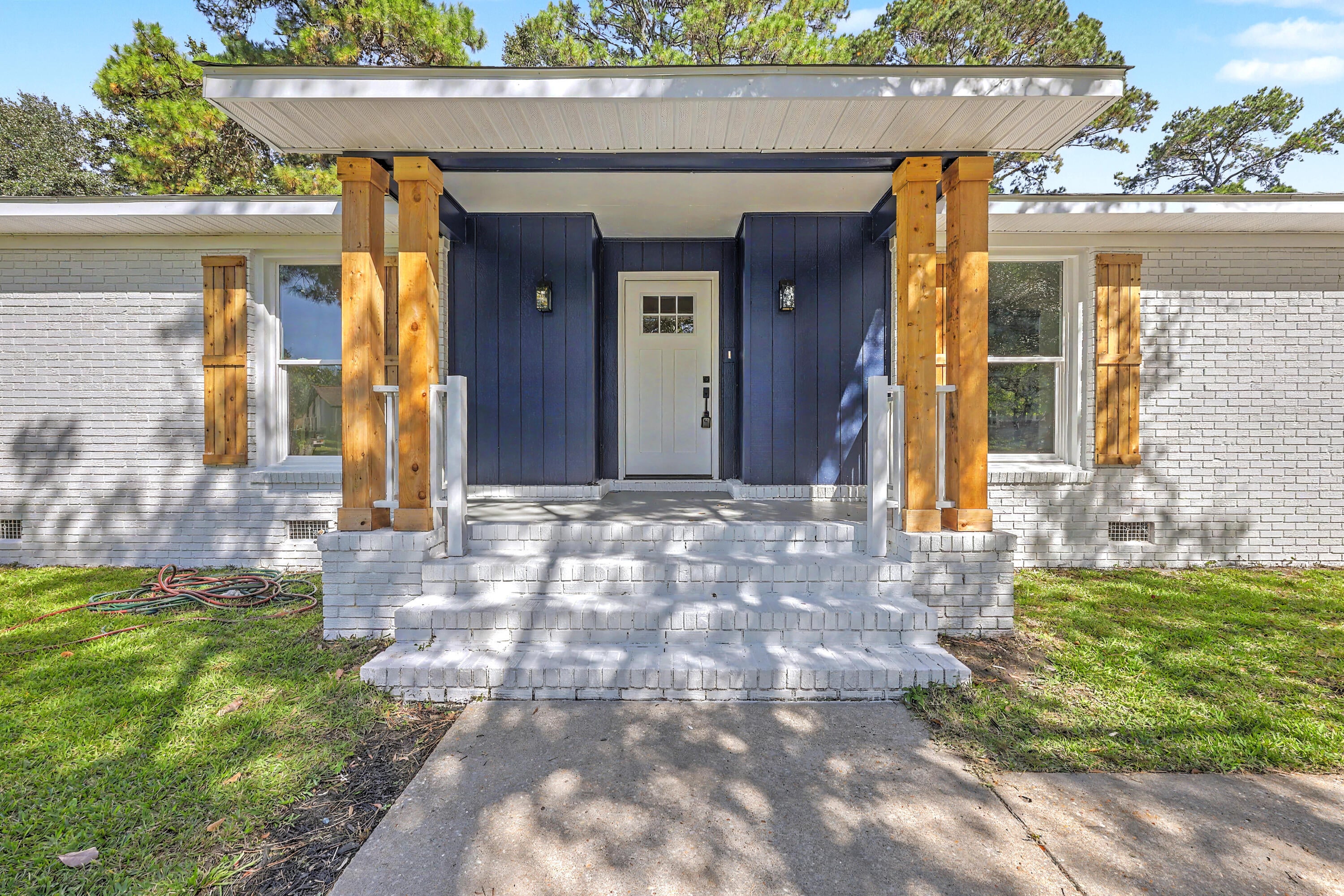 103 Sandtrap Road