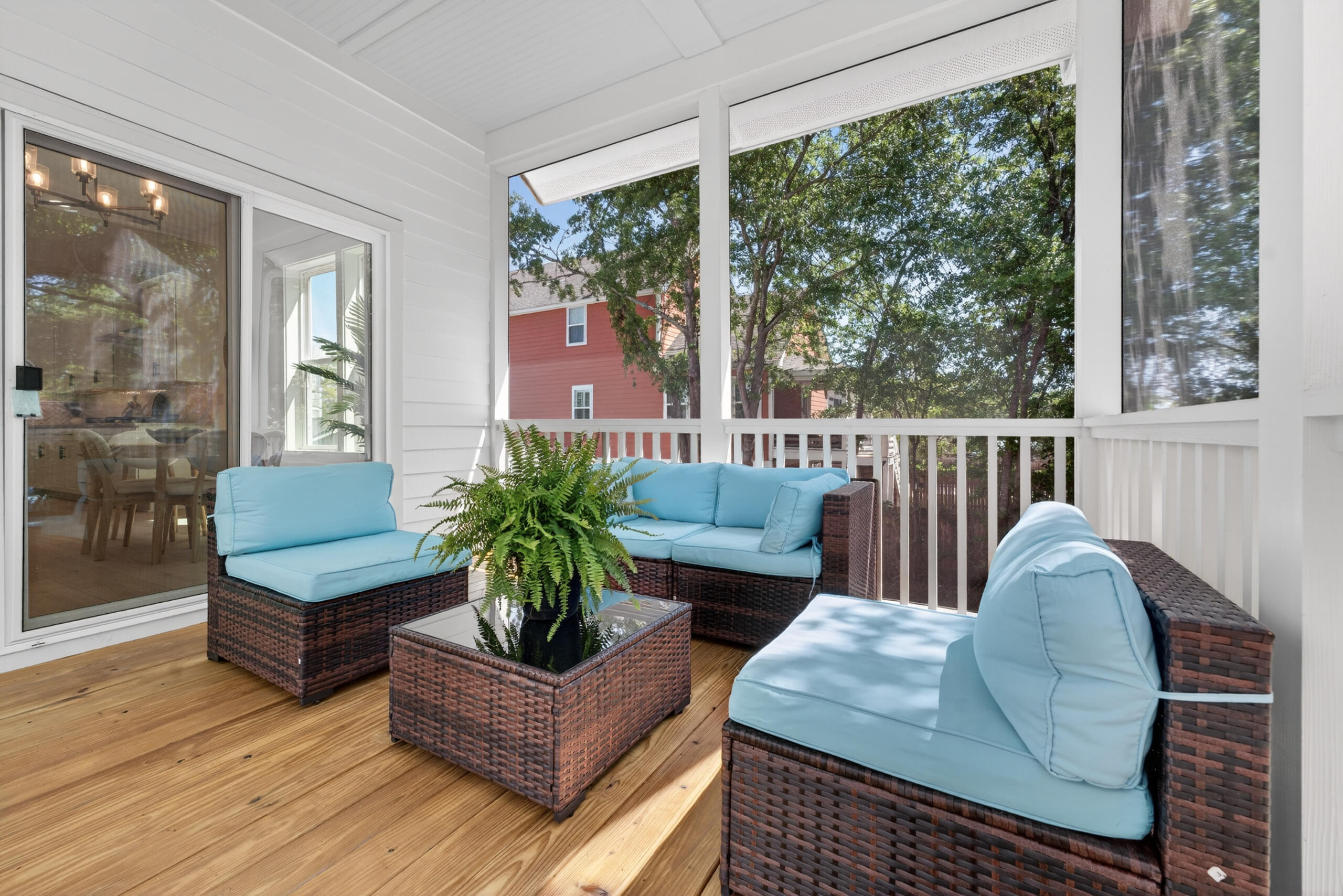 1057 Glenshaw Street