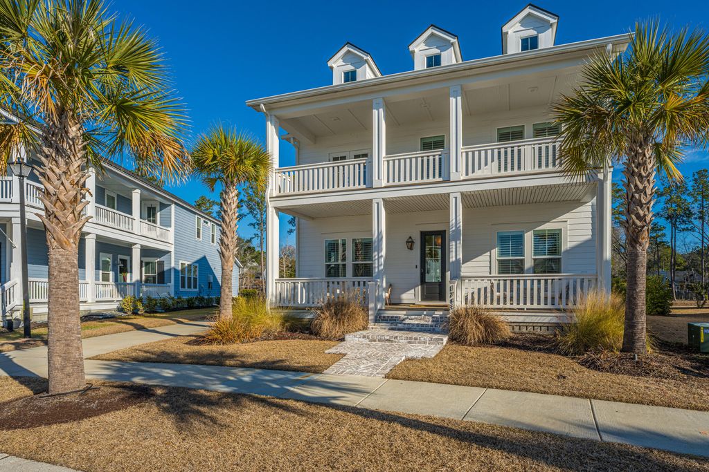 Photo of 1748 Agate Bay Drive, Mount Pleasant, SC 29466 (MLS # 26004252)