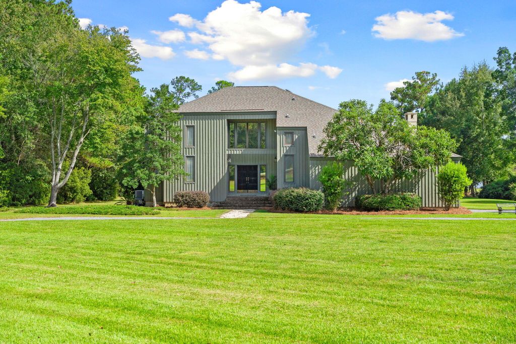 Photo of 1554 Pinopolis Road, Moncks Corner, SC 29461 (MLS # 25027093)