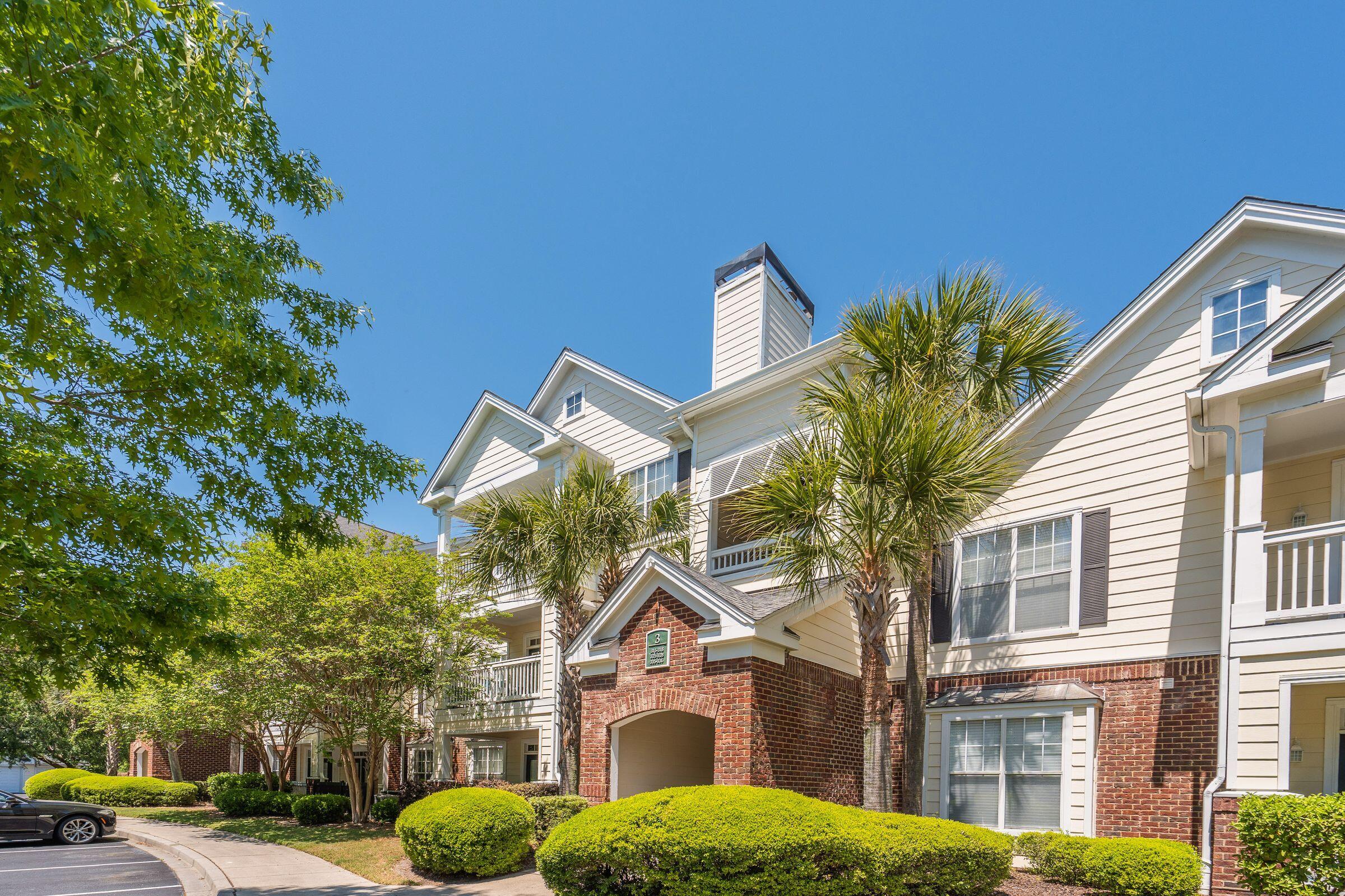 45 Sycamore Avenue 318