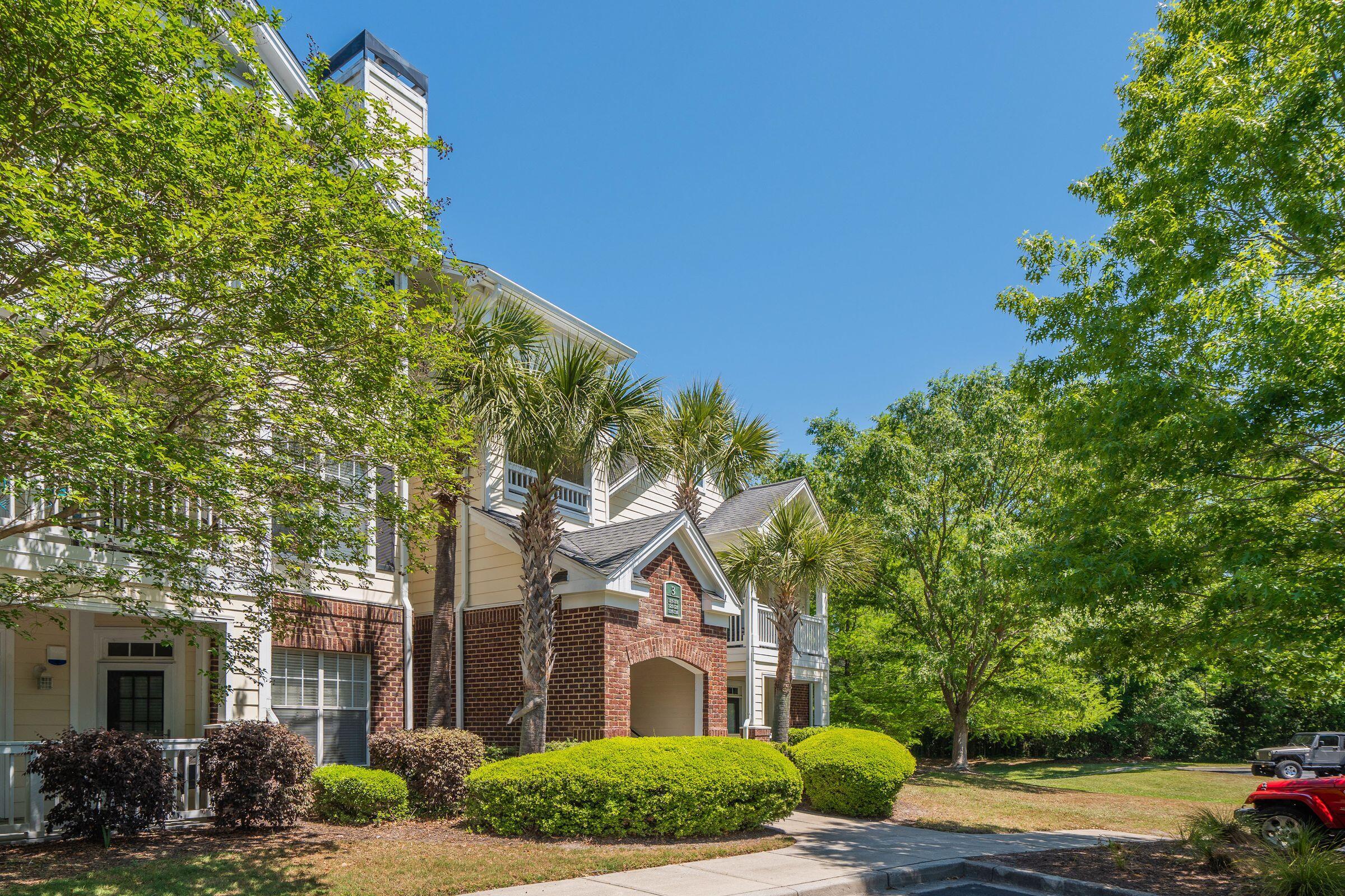 45 Sycamore Avenue 318